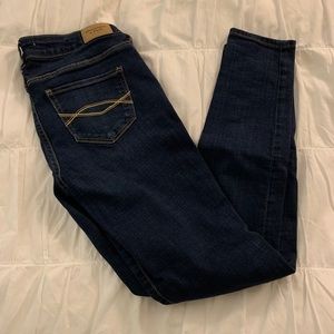 Abercrombie & Fitch Skinny Jeans Size 4 Short 27 W